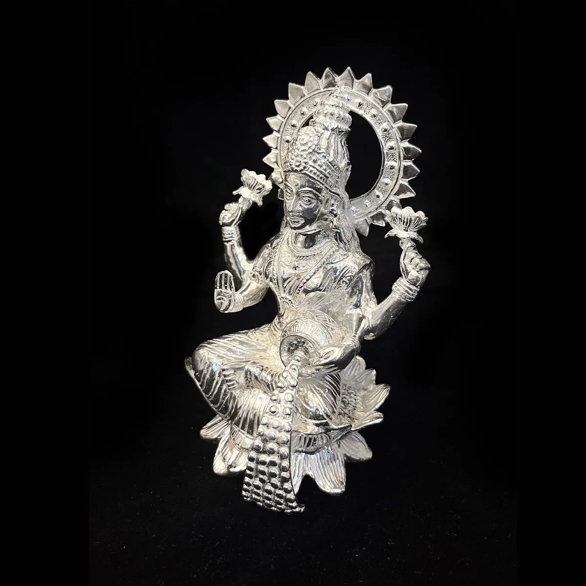 925 Silver Lakshmi Devi Statue for Harmonious Blessings